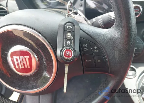 2012 Fiat 500C Lounge из США, поврежденный, VIN 3C3CFFER5CT340312